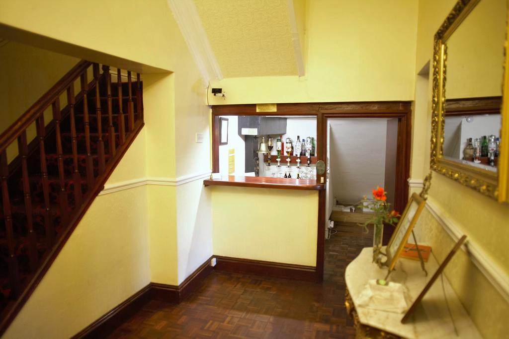 Hamilton Court Hotel Chester Ngoại thất bức ảnh
