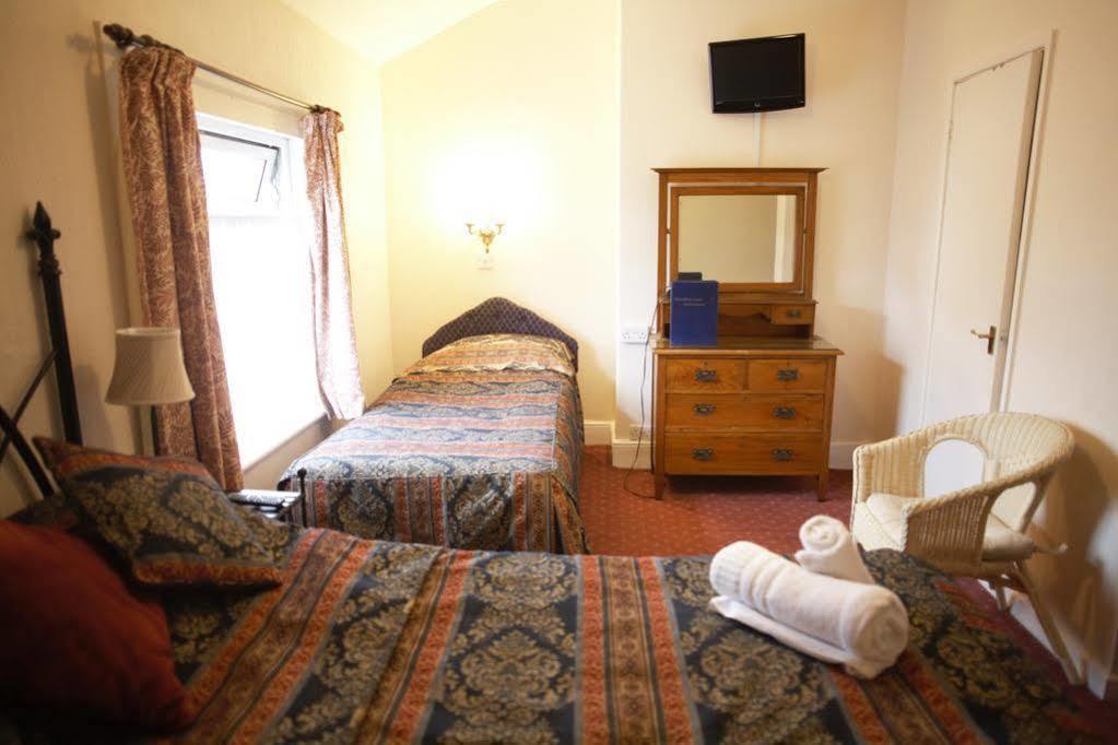 Hamilton Court Hotel Chester Ngoại thất bức ảnh
